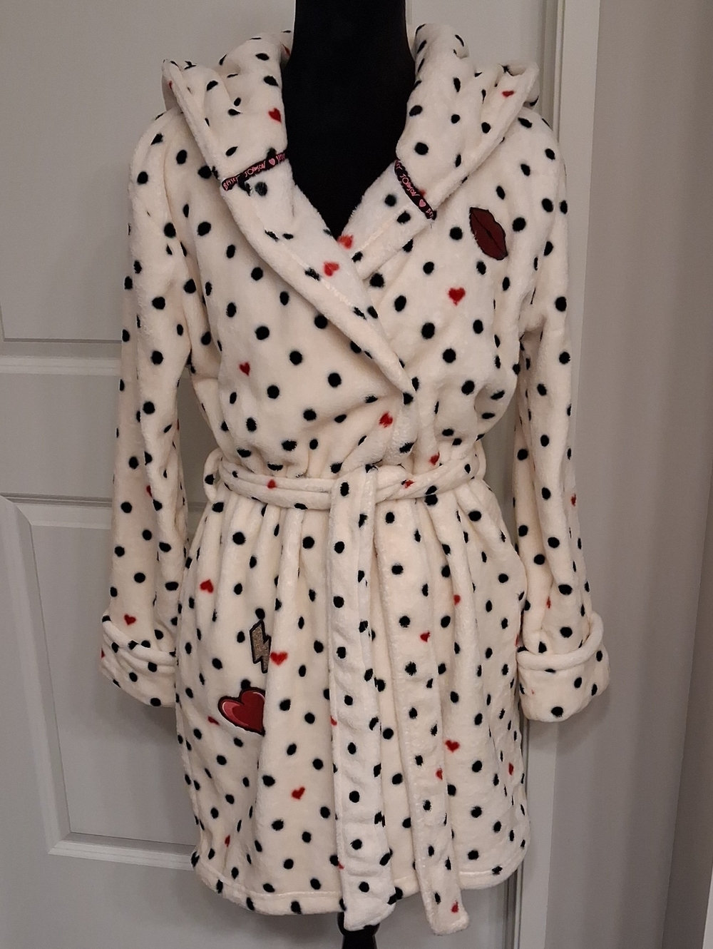 Betsey Johnson Plush Cream, Polka Dots, Red Hearts Hooded Robe ** XS/S